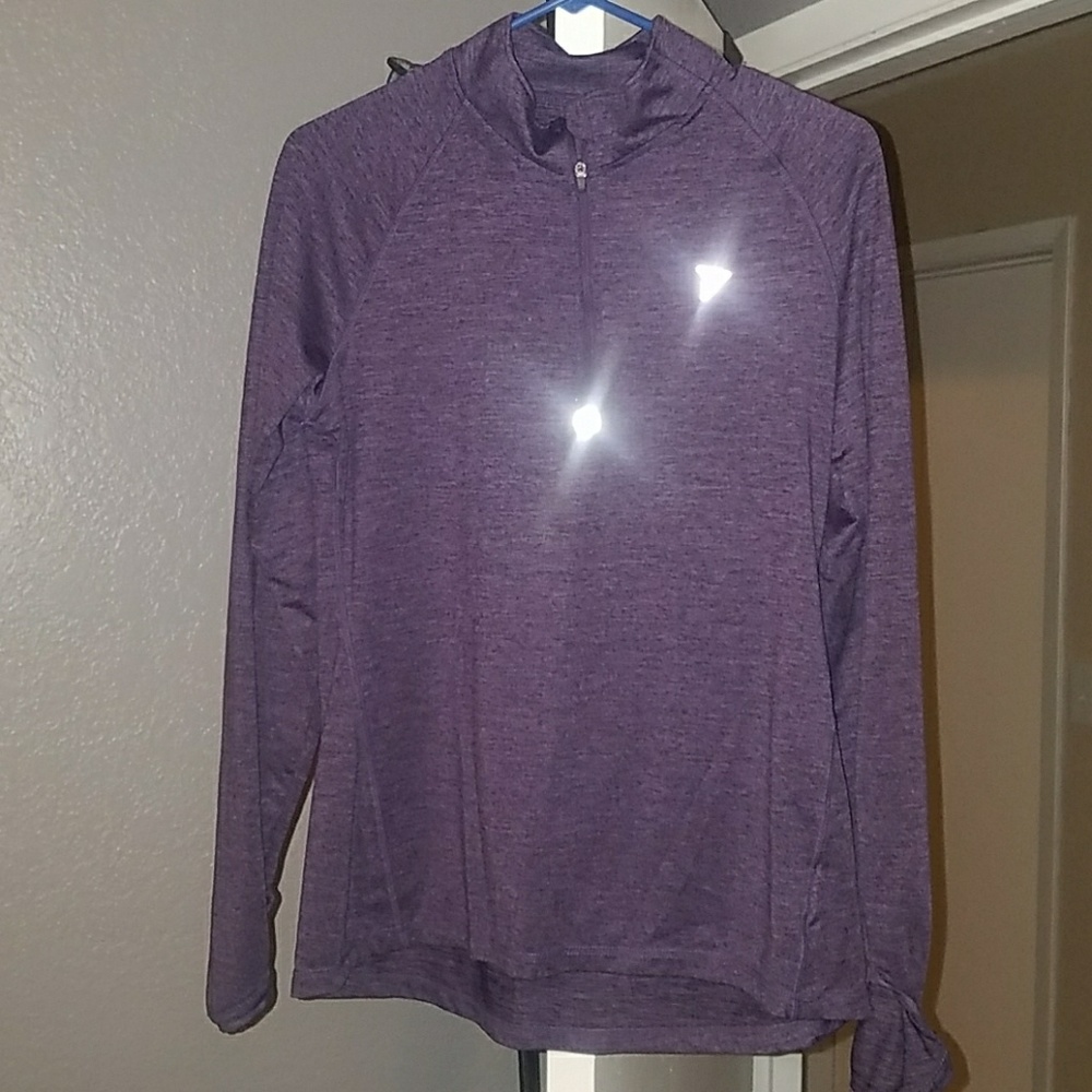 Old navy running top